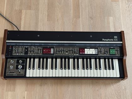 Roland-RS505
